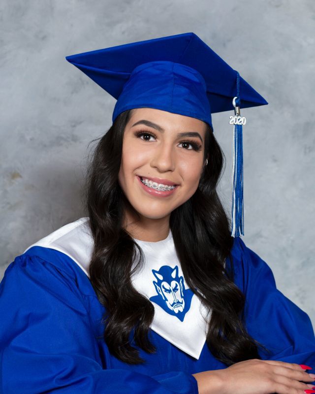 Valeria Mendoza, Sunnyside High School